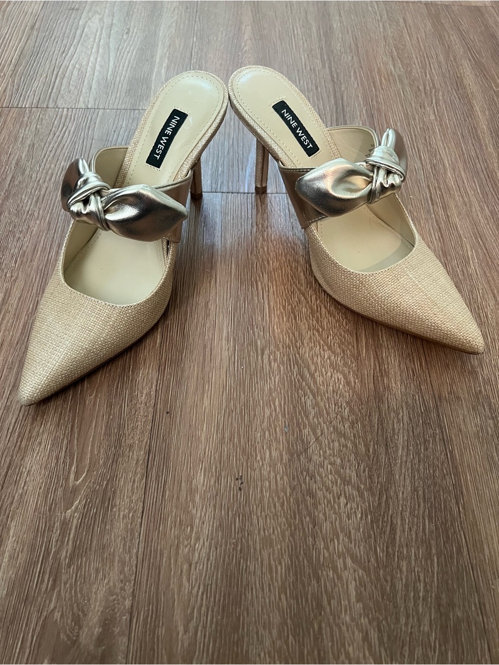 Nine West Gold-Tone Knotted Pointed Mule Heels - Picture 3 of 8